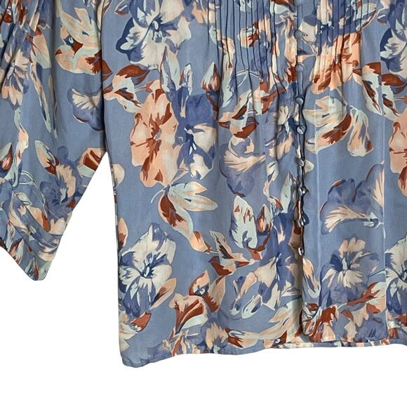 Joie 100% Silk Blouse S Pullover V-Neck Button Front Dusty Blue Floral Romantic - Picture 3 of 13